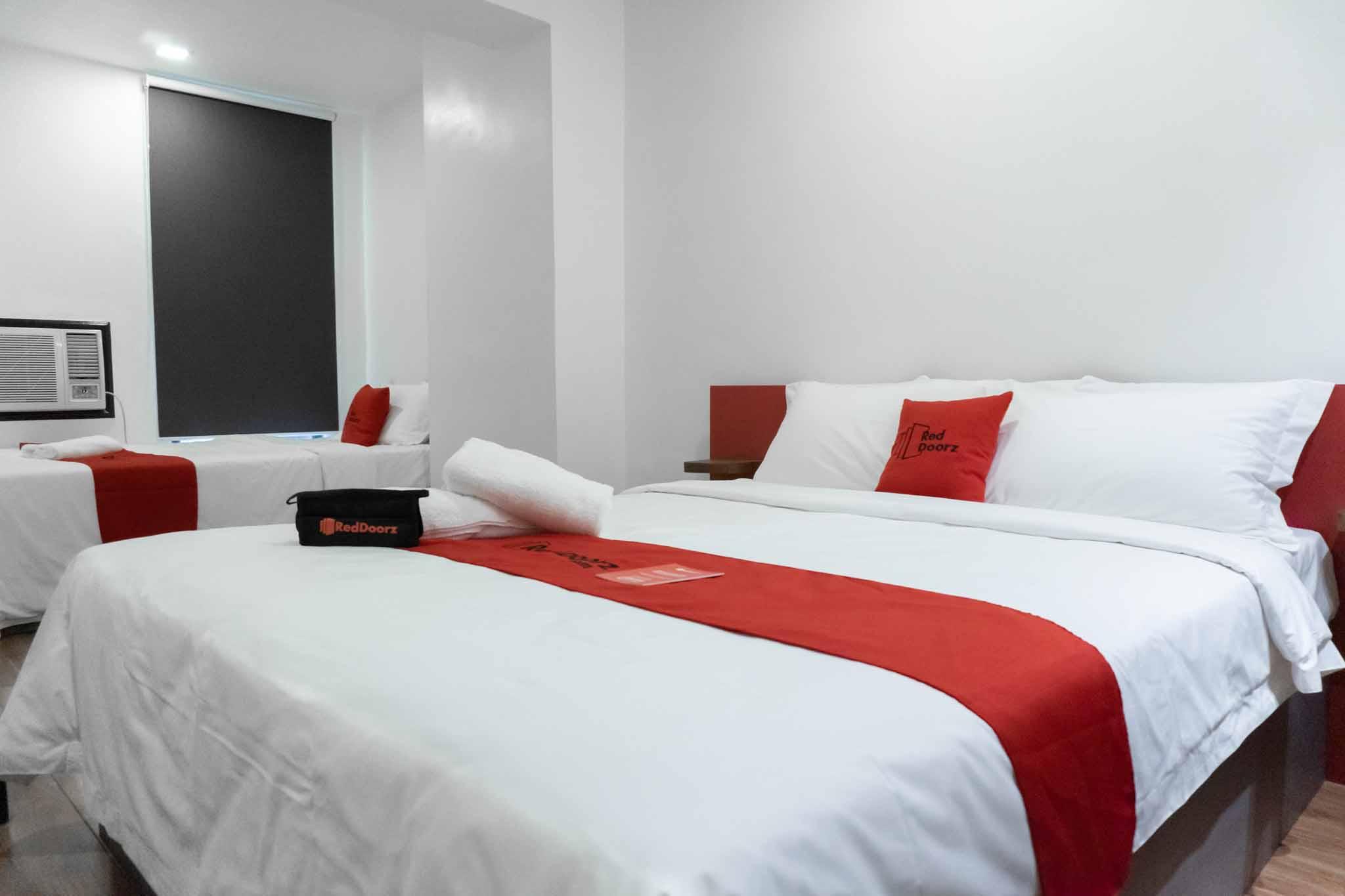 Reddoorz Plus At Mm Hotel Las Pinas Former Reddoorz Plus Near Bamboo Organ Exteriér fotografie